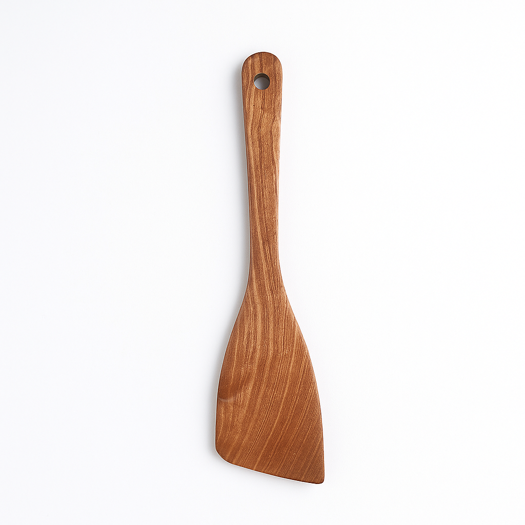 Spatule en bois naturel, design élégant, douce au toucher, idéale pour cuisiner sans abîmer les ustensiles.