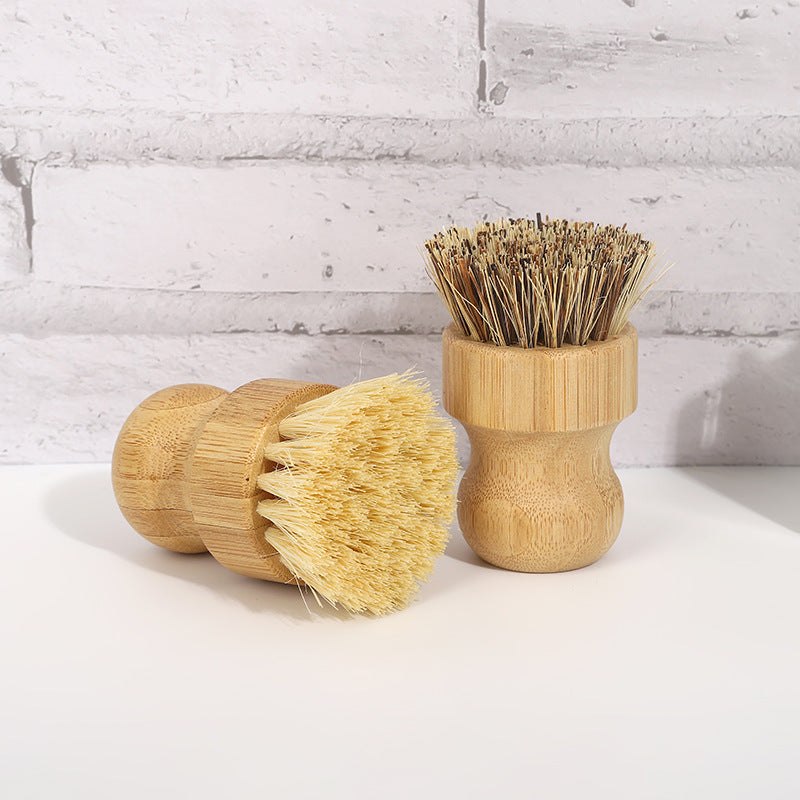Brosse à vaisselle en bambou écologique avec poignée confortable et fibres robustes pour un nettoyage doux et efficace.