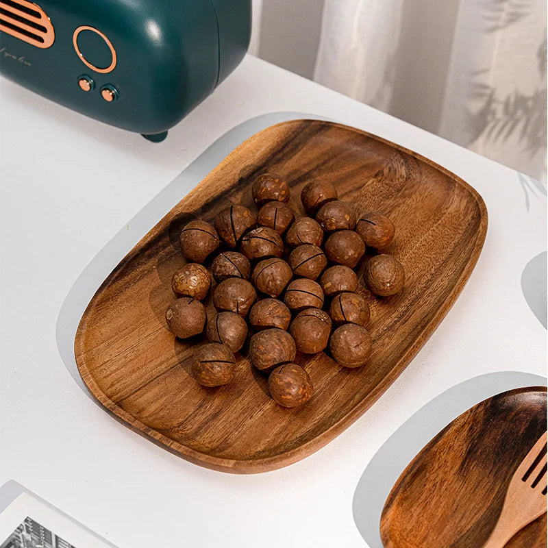 Assiettes en bois massif