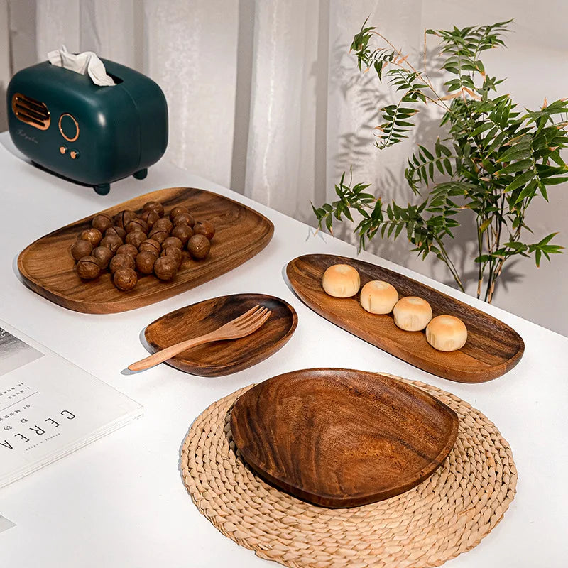 Assiettes en bois massif