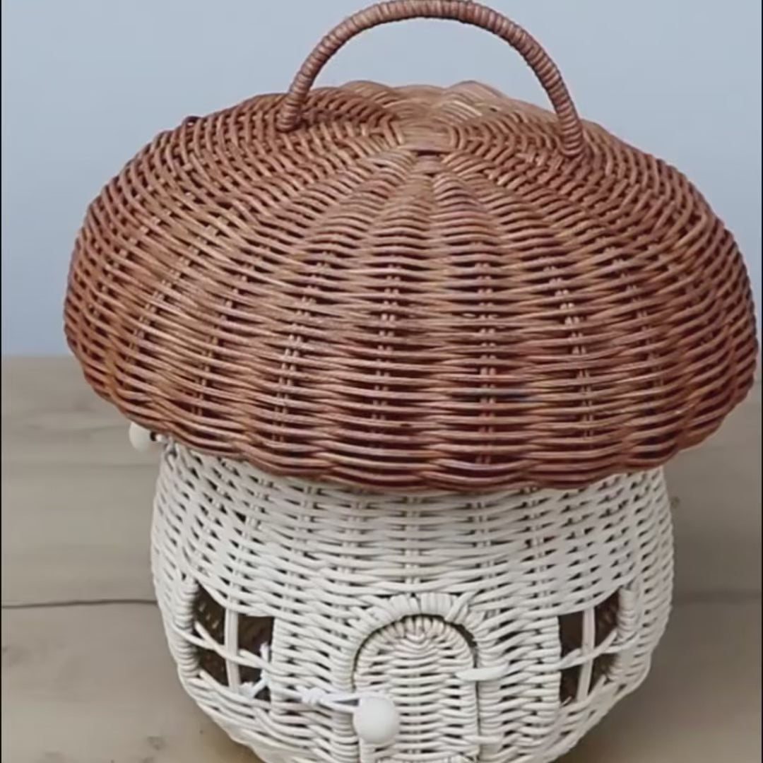Panier en rotin décoratif