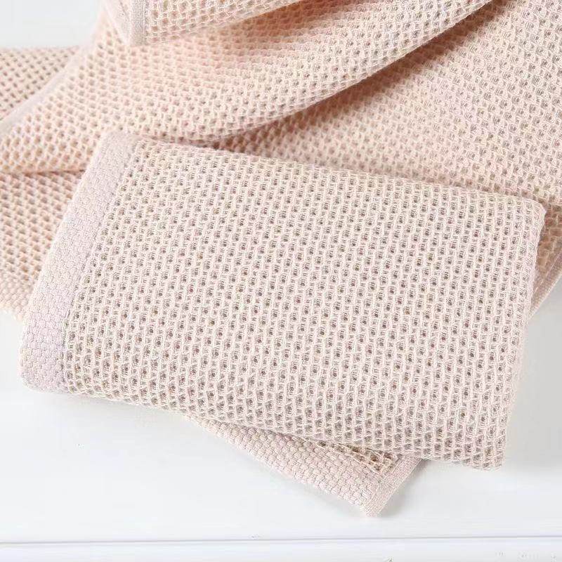 Beige / 4 pièces
