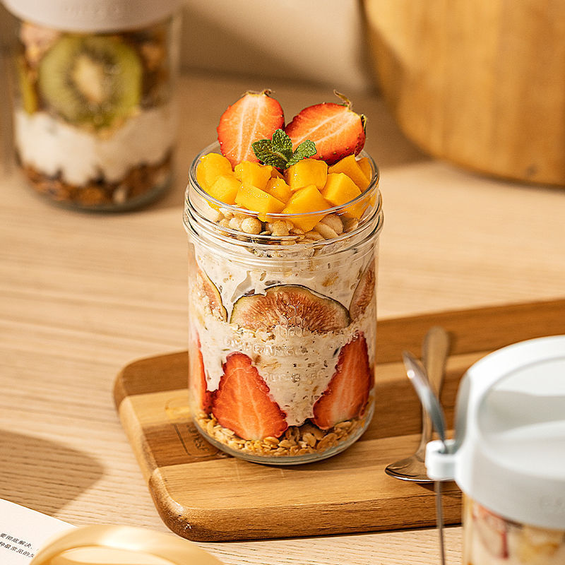 Pot en verre pour petit-déjeuner