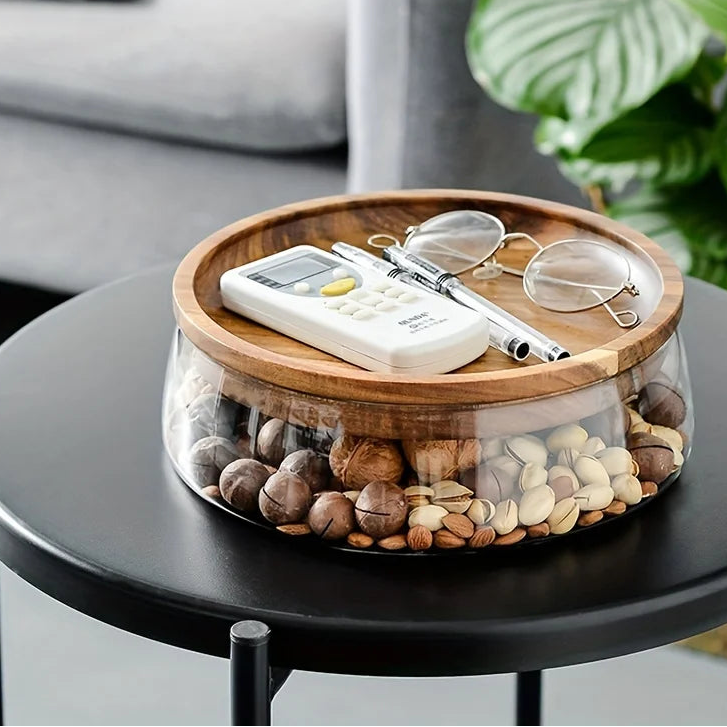 Récipient en verre avec couvercle en bois