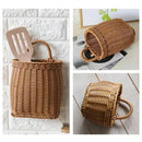 Panier en rotin suspendu