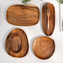 Assiettes en bois massif