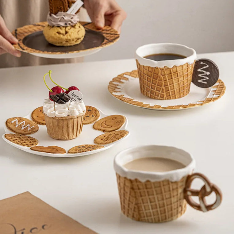 Tasse et plateau en céramique